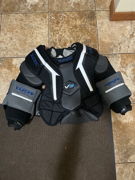 Vaughn Goalie Chest Protector V9 Velocity VE9 XFP Senior Small