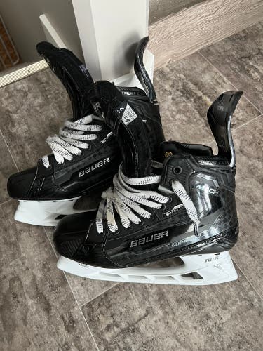 Used Bauer Regular Width  Size 6.5 Supreme Mach Hockey Skates