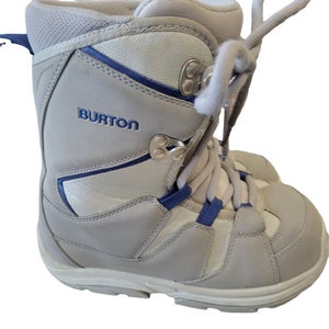 Used Burton Moto Kids Junior 05 Boys' Snowboard Boots