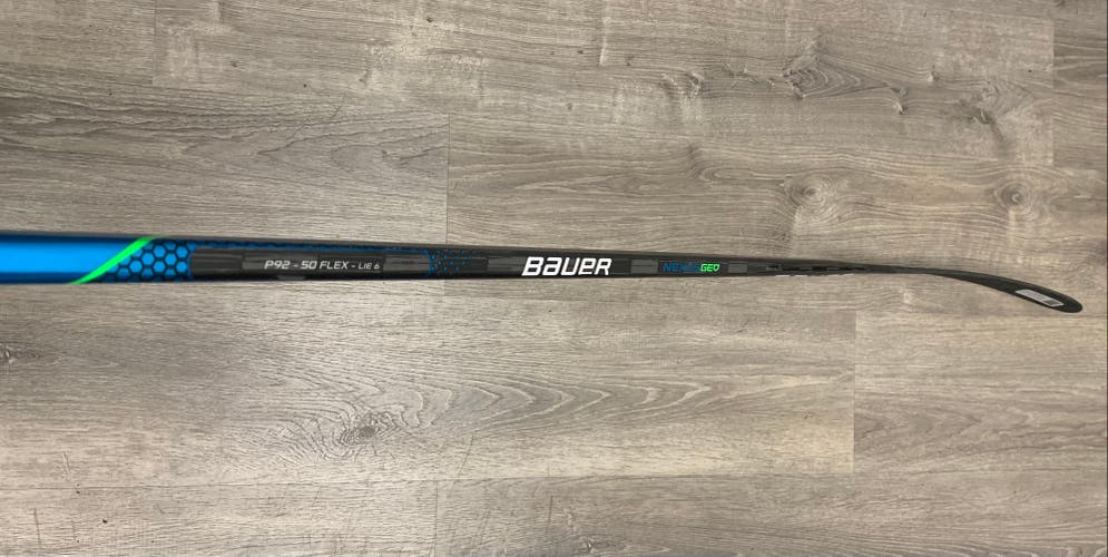 Intermediate New Left Hand Bauer Nexus Geo Hockey Stick P92