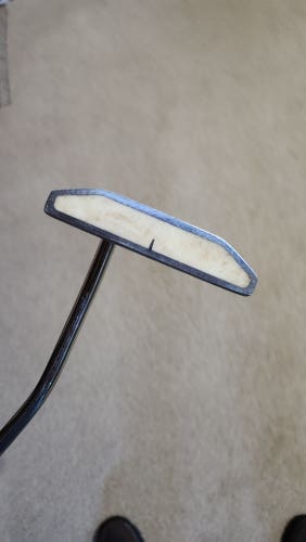Used Men's Right Handed Mallet Accupath Model Seven Putter 31"