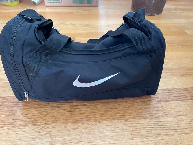 NIKE used Fitness/Training Small/Medium duffle