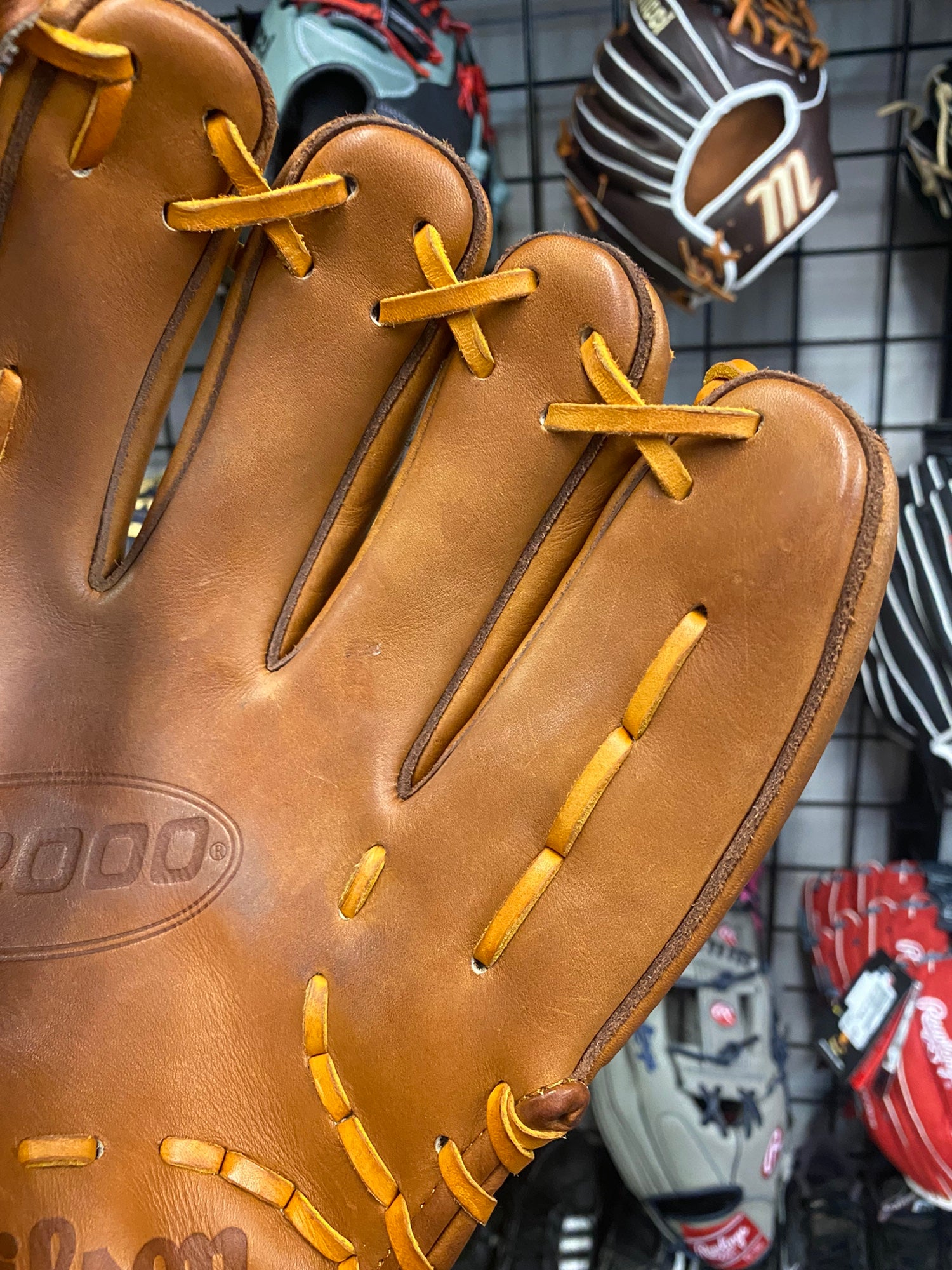 Gloveworks GA303 11.75 : r/BaseballGloves