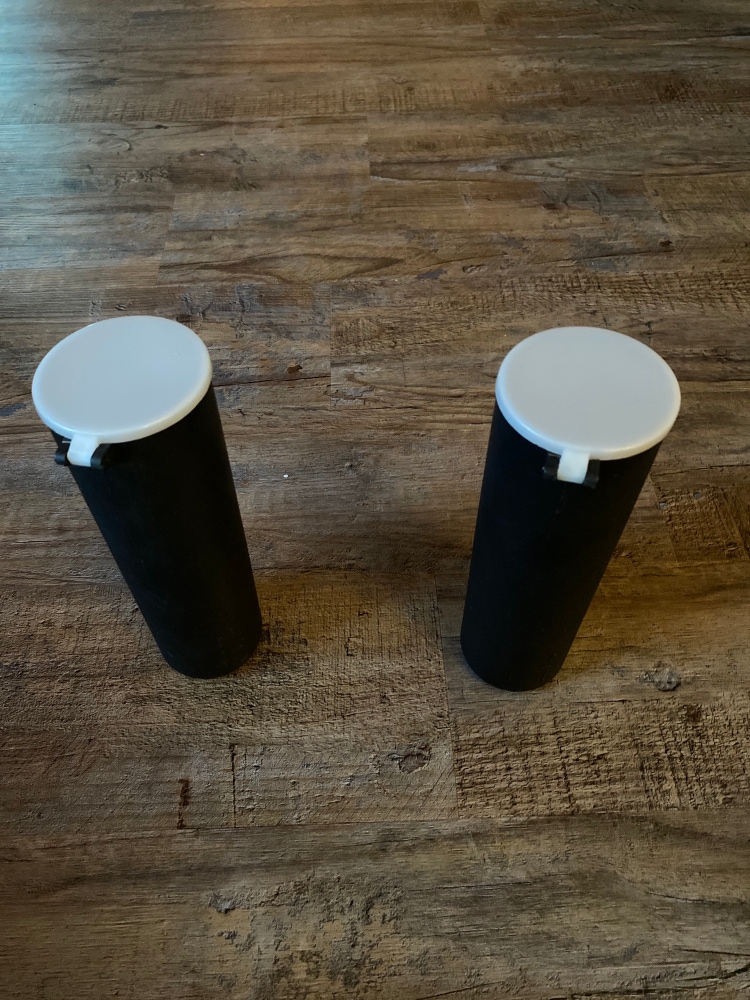 2 paintball canisters