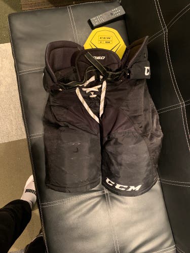 CCM  Hockey Pants