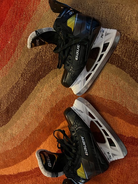 Used Bauer Wide Width Size 7.5 Supreme 3S Pro Hockey Skates