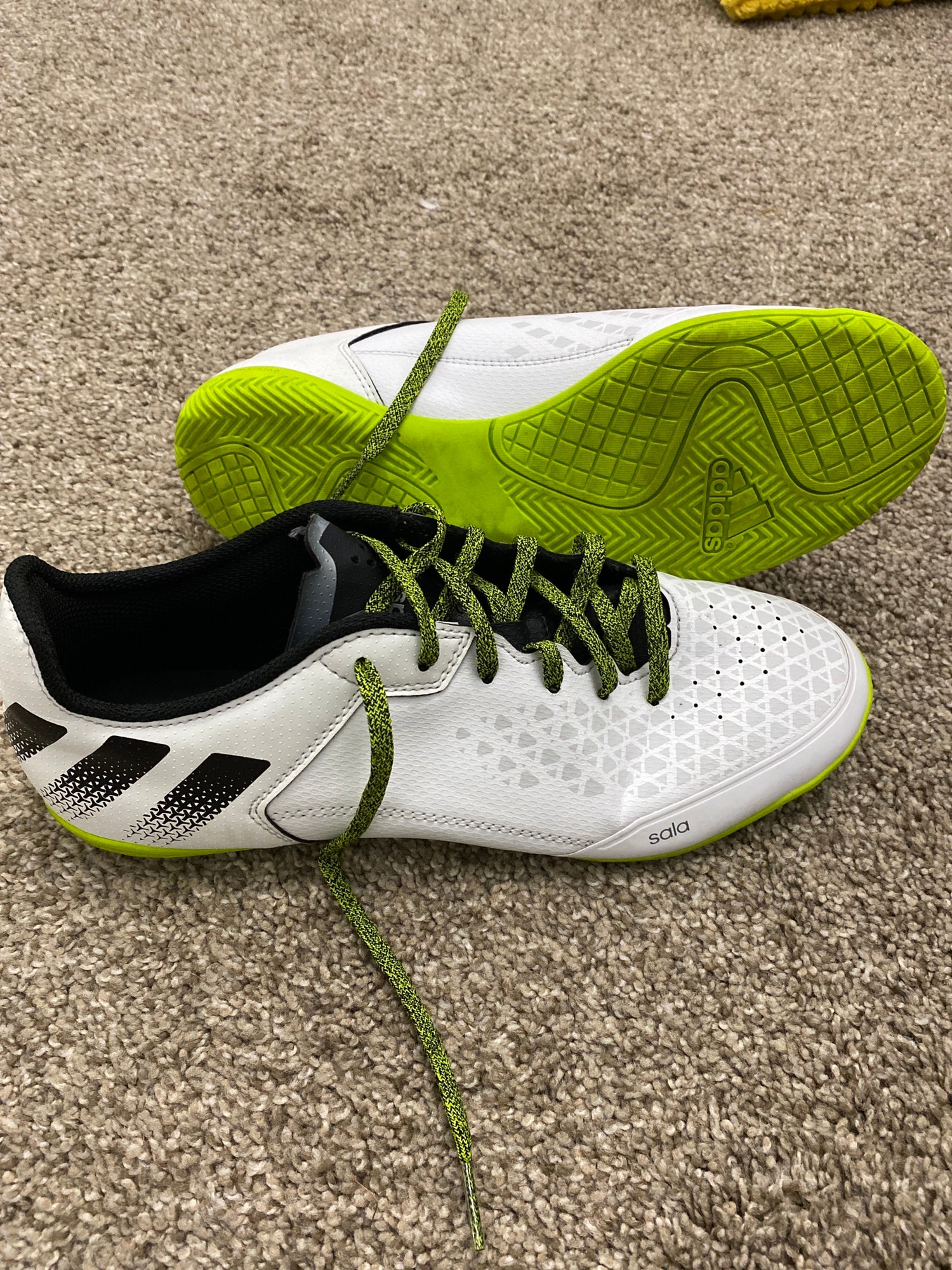 Adidas Sala 16.3 Indoor Soccer Shoes Mens 9.5 SidelineSwap