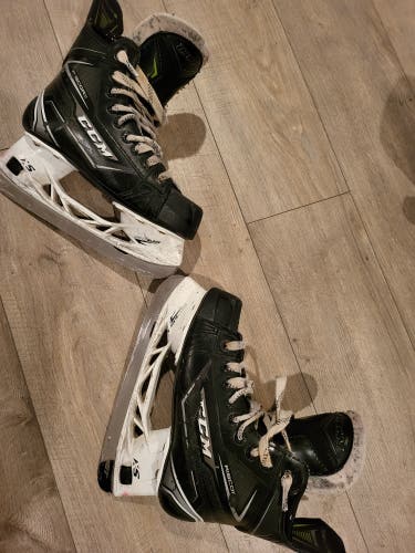 Junior Used CCM RibCor 76K Hockey Skates Regular Width Size 3 with BladeTech steel