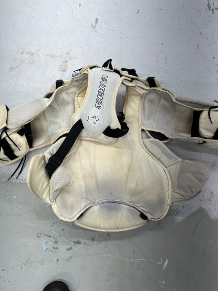 Used Medium Vaughn V6 2200 Pro Goalie Chest Protector