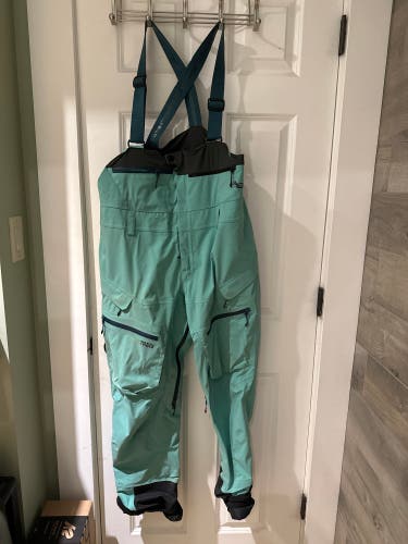 Trew gear Capow women’s bibs in L