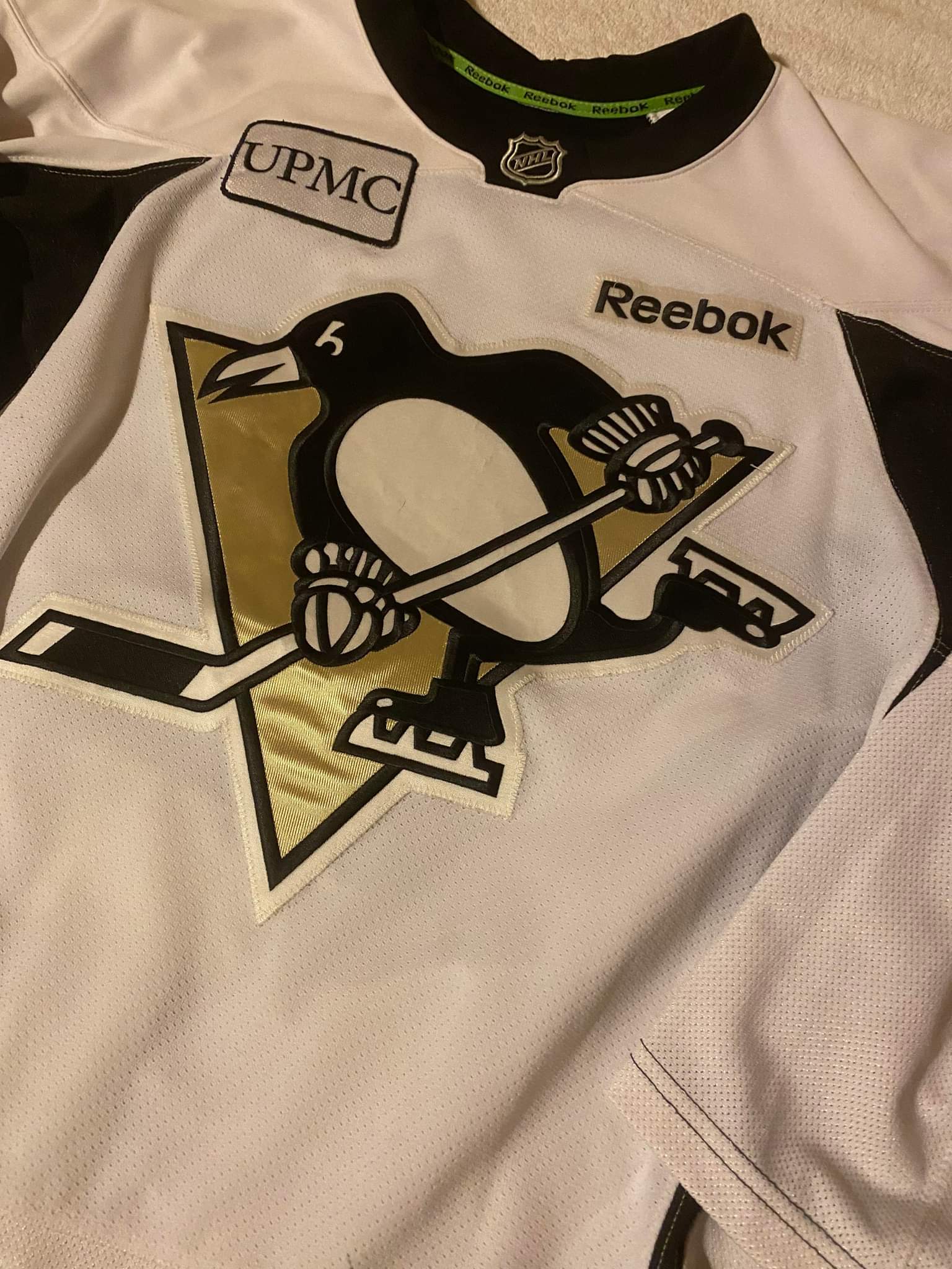 Pittsburgh Penguins Reebok Gold Practice Jersey