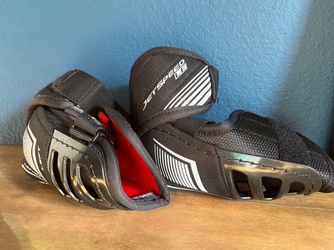 CCM JetSpeed LE Hockey Elbow Pads