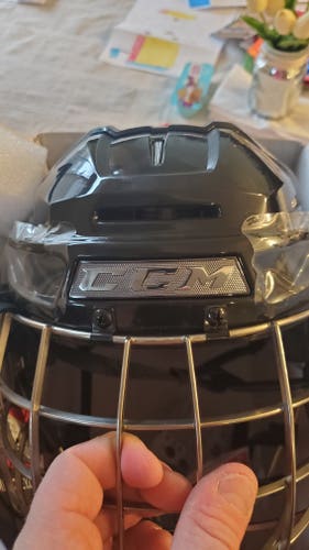 New Small CCM Fitlite 3DS Helmet
