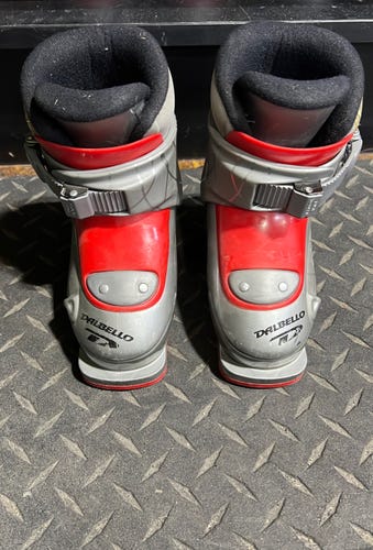 Dalbello Used Kid's Ski Boots