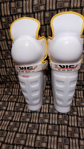 Vintage VIC SR 405 15" SG Shin Pads
