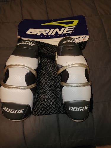 Used Brine Rogue EG Arm guard - large
