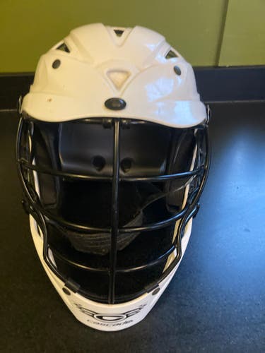 Used Player's Cascade CPX-R Helmet