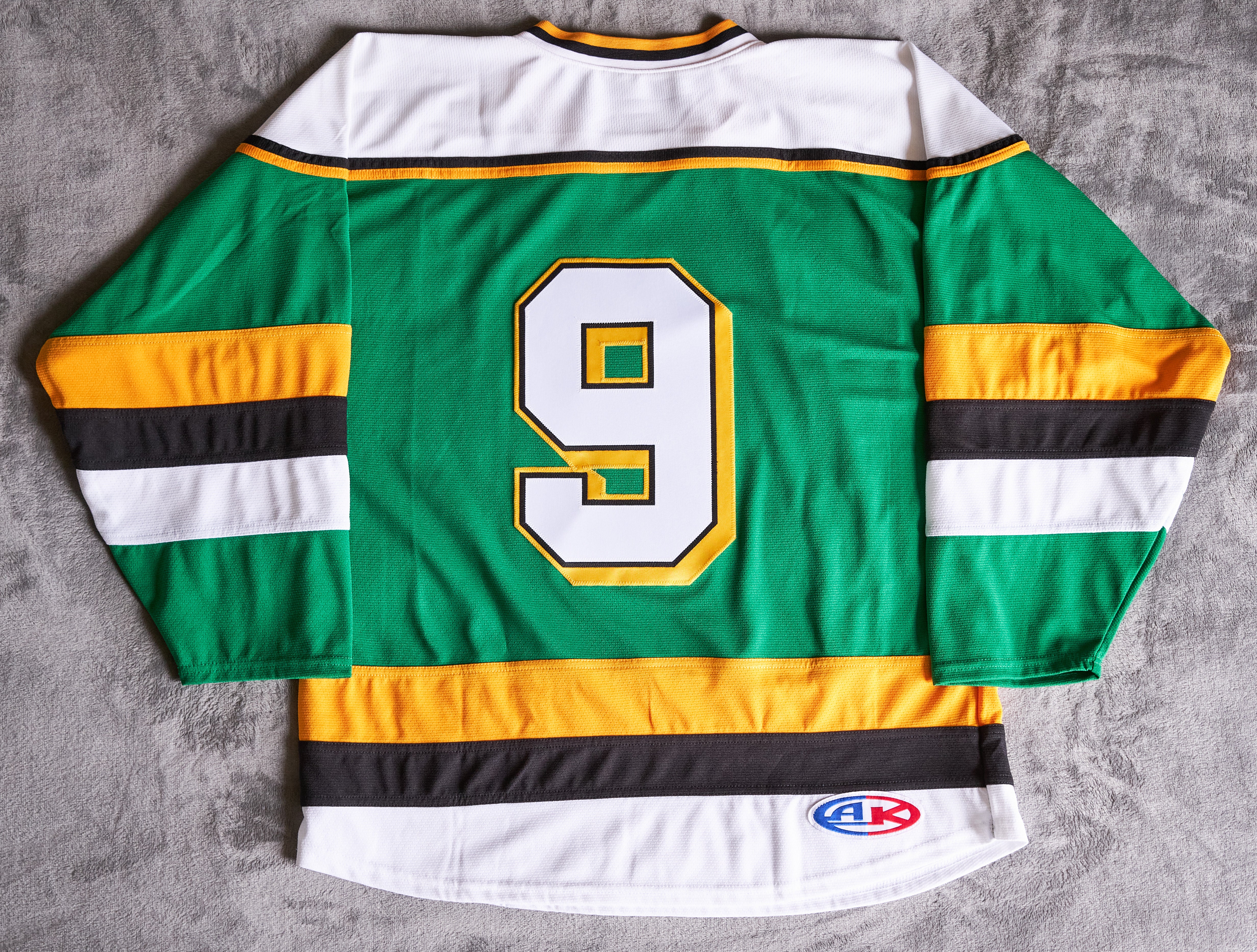 1998-00 LONDON KNIGHTS JERSEY (HOME) Y
