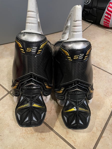 Used Bauer Senior Extra Wide Width Size 8.5 Supreme 2S Hockey Skates