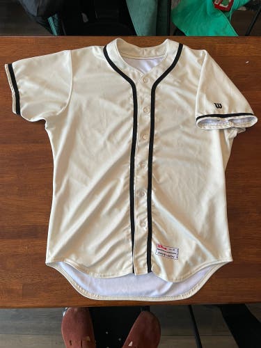 Wilson baseball jersey size XL