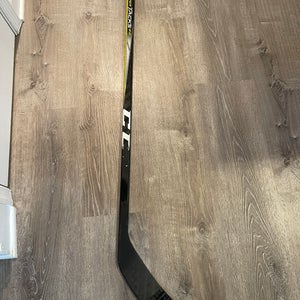 Senior Left Hand Toe Pattern Pro Stock Super Tacks 2.0 Hockey Stick
