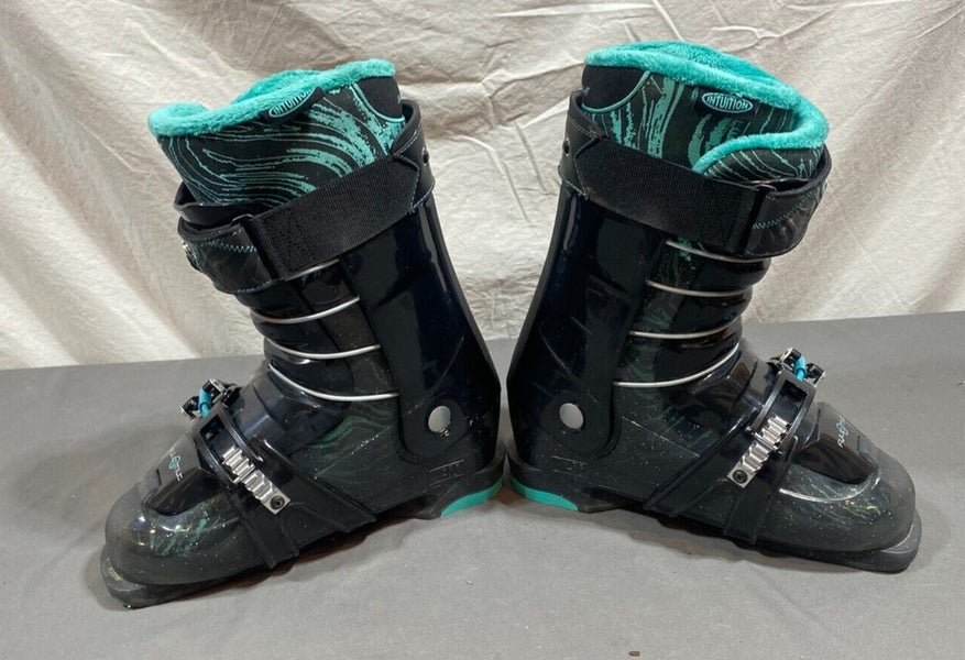 Full Tilt Mary Jane Women's Alpine Ski Boots Intuition Liners MDP 