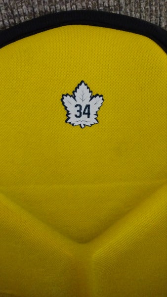 Auston Matthews Toronto Maple Leafs Game-Used #34 White Jersey from the  2021-22 NHL Season