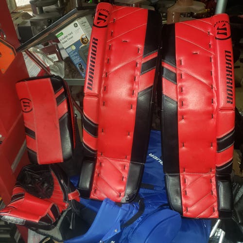 Used 31" Warrior Regular Ritual G3 Pro Goalie Full Set