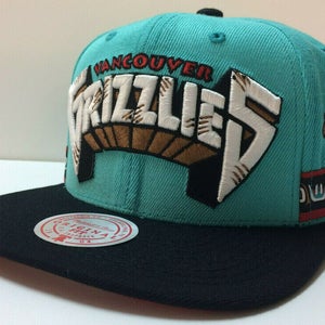 Vancouver Grizzlies Mitchell & Ness NBA Snapback Hat RARE Cap Memphis Shorts