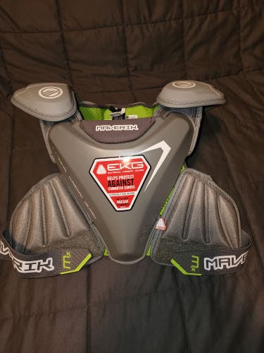 New Maverik MX Shoulder Pads - small