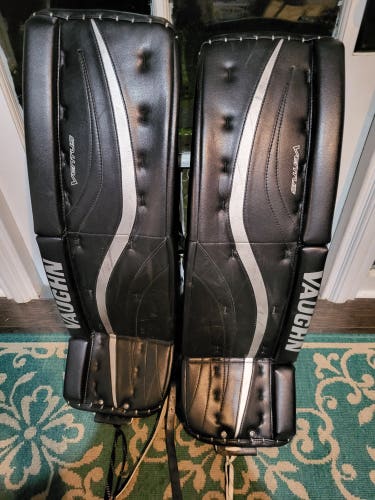Used 34" Vaughn Ventus LT88 Goalie Leg Pads