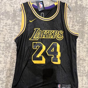 Adult Extra Large Stitched Swingman Lakers Snakeskin Kobe Bryant Jersey