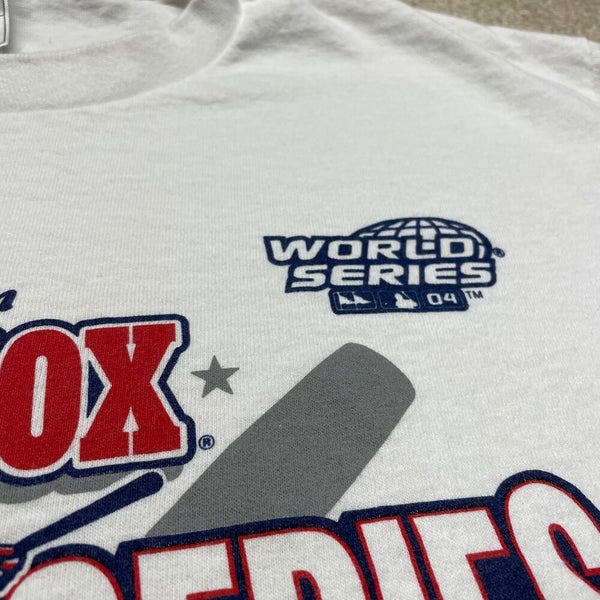 Boston Red Sox T Shirt Men Medium Adult White MLB Baseball 2004 World Series  VTG