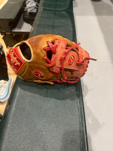 Right Hand Throw 11.5" pro 204-2tig Baseball Glove