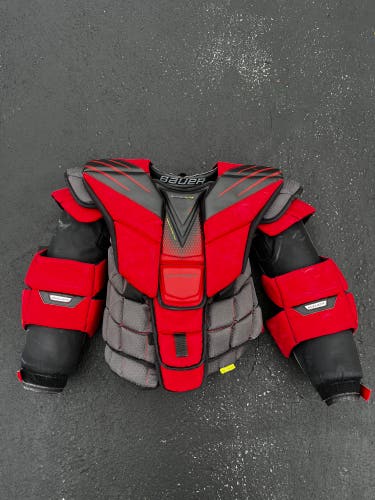 Used Medium Bauer  Hyperlite Goalie Chest Protector