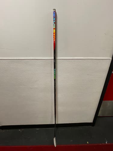 Senior Right Handed P92 Pro Stock Nexus Sync Hockey Stick
