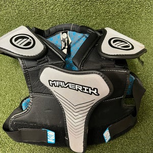 Maverik Lacrosse Shoulder Pads (3925)