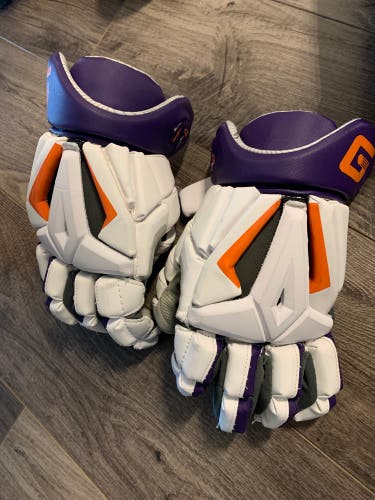 Halifax Thunderbirds Gait Gloves