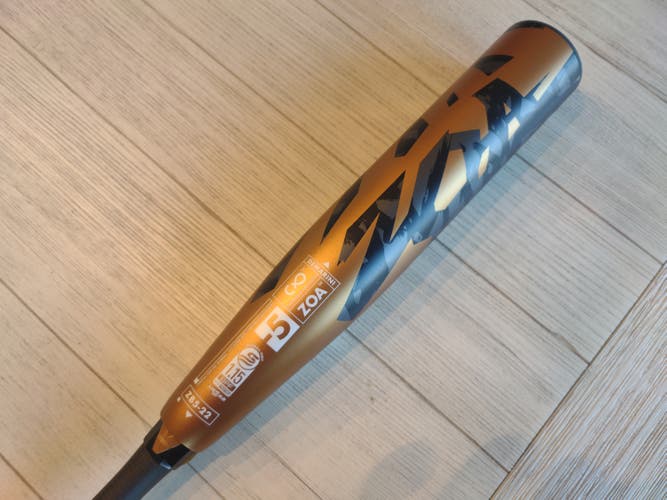 MINT CONDITION DeMarini Zoa Bat (-5) 25 oz 30"