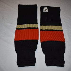 NEW - Pear Sox Striped Hockey Socks