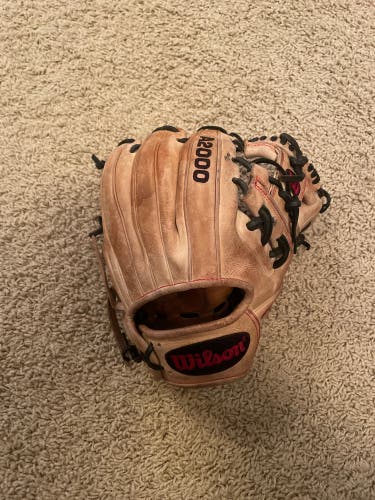Infield 11.5" A2000 Baseball Glove
