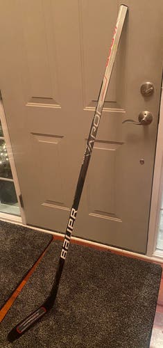 New Right Handed P88  Vapor Hyperlite Hockey Stick