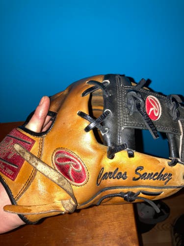 11.5" Heart of the Hide Baseball Glove Right Handed Throw
