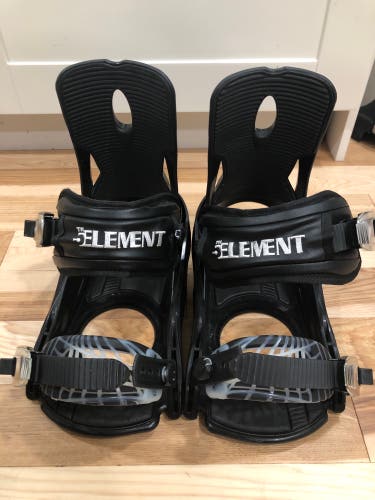 Used Large  Snowboard Bindings