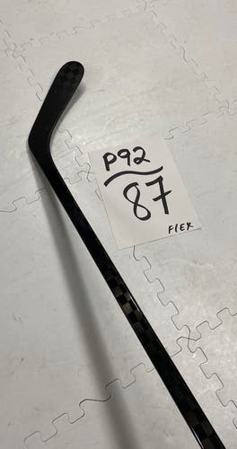 Senior(1x)Right P92 87 Flex ProBlackStock Pro Stock Nexus 2N Pro Hockey Stick