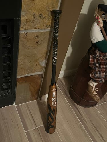2022 DeMarini (-5) 25 oz 30" Zoa Bat