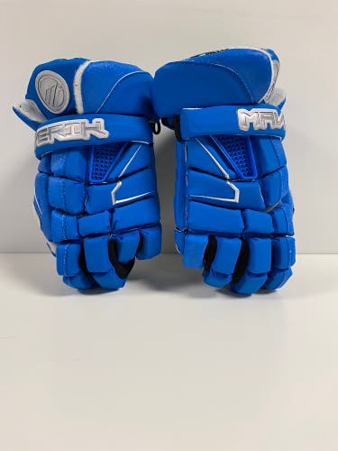 New Player's Maverik M4 Lacrosse Gloves - BRAND NEW