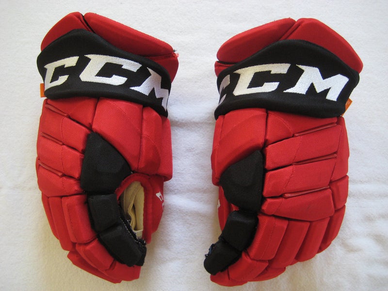 Red CCM HGPJS Pro Stock Gloves Carolina Hurricanes 14"