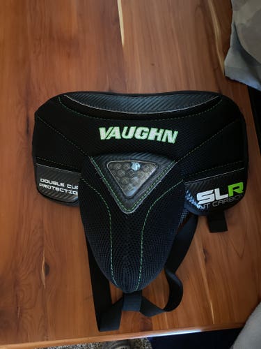 Used Vaughn ventus slr pro goalie cup