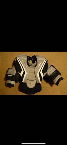 Small Vaughn Pro Stock Ventus SLR2 Pro Carbon Goalie Chest Protector